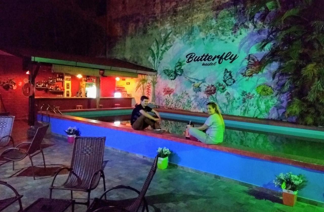 Butterfly Hostel Пуэрто-Игуасу Экстерьер фото